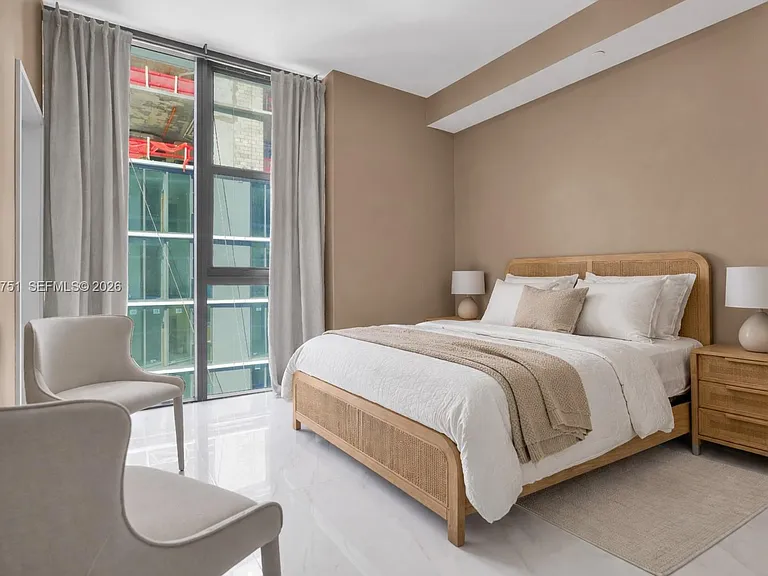 700 NE 24th St #Penthouse 5801 — Photo 23