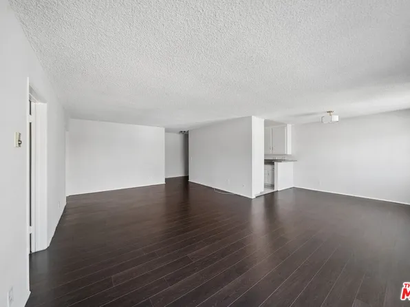 105 S Orlando Ave APT 201, West Hollywood, CA 90048