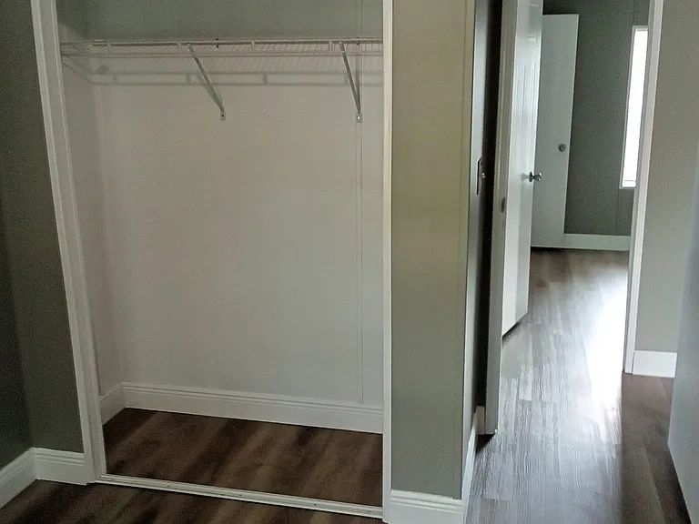 4301 Sherwick Dr — Photo 12