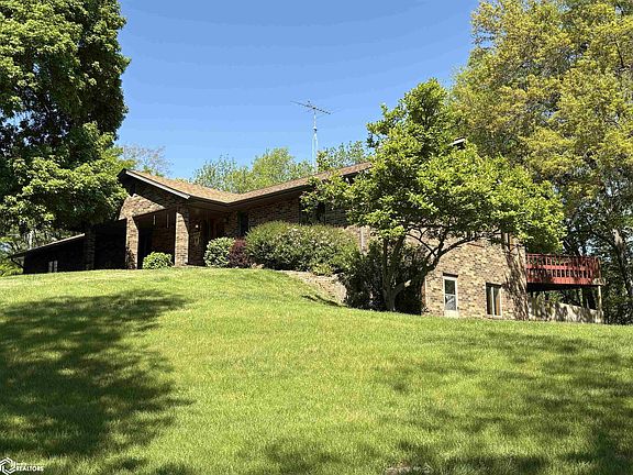 4th image of 1979 Libertyville Rd