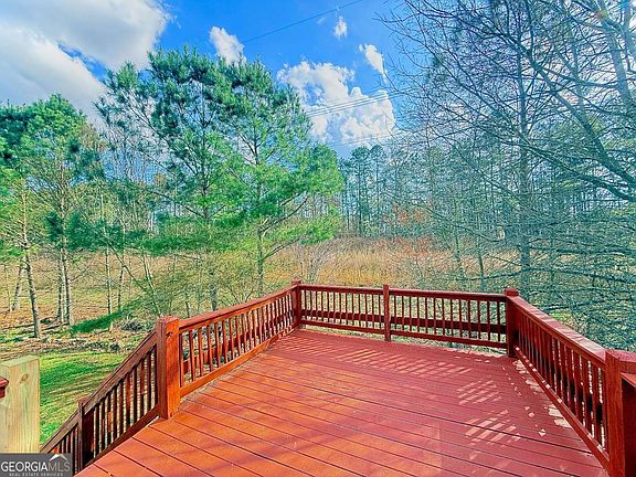 5th image of 557 Vickers Ln