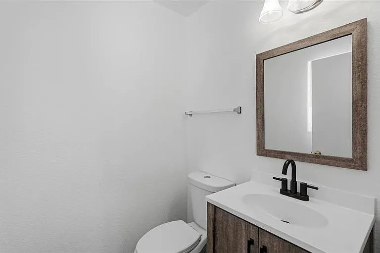 2911 Richardson Way SW — Photo 8