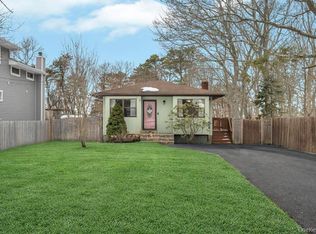 427 Helene Avenue, Shirley, NY 11967