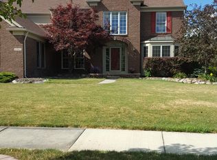 47662 Pavillon Rd, Canton, MI 48188