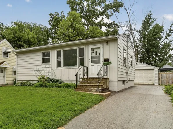 1520 5th St NE, Rochester, MN 55906
