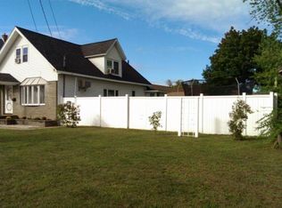 1057 Irene St, Schenectady, NY 12306