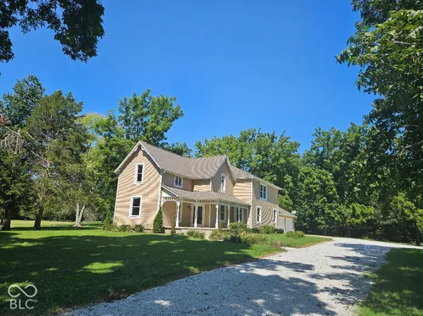 206 W 266th St, Sheridan, IN 46069