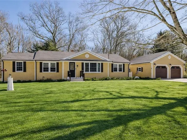 185 Moulton St, Rehoboth, MA 02769