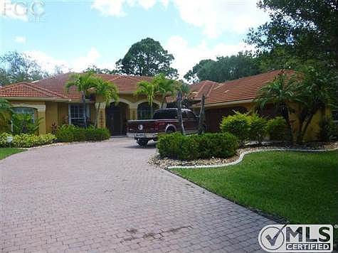 2nd image of 12770 Treeline Ct