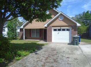 6334 Greycliff Dr, Fayetteville, NC 28314