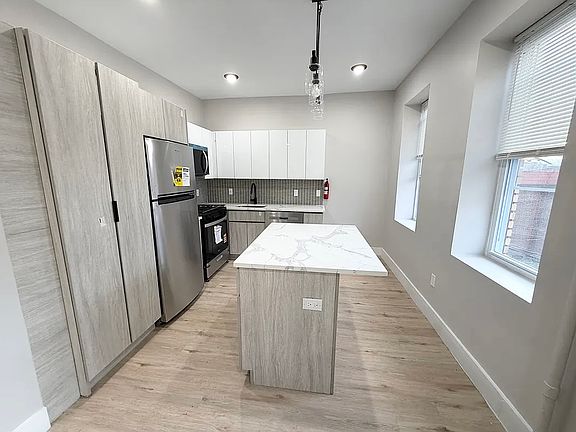3rd image of 330 50th St APT 46
