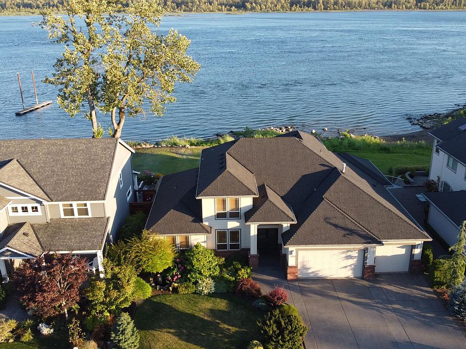 1st image of 2206 SE 12th Ave