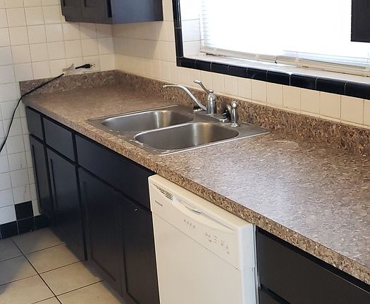 4th image of 1818 Oak Park Ave APT 2