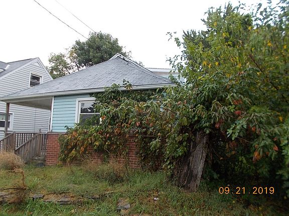3rd image of 124 Council St