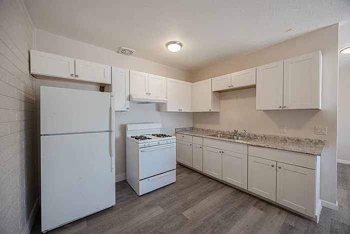 864 E Chandler Blvd #3 — Photo 9