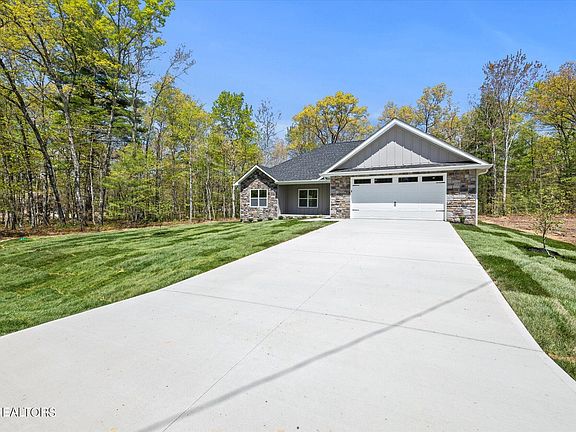3rd image of 103 Tavistock Ln Lot 166