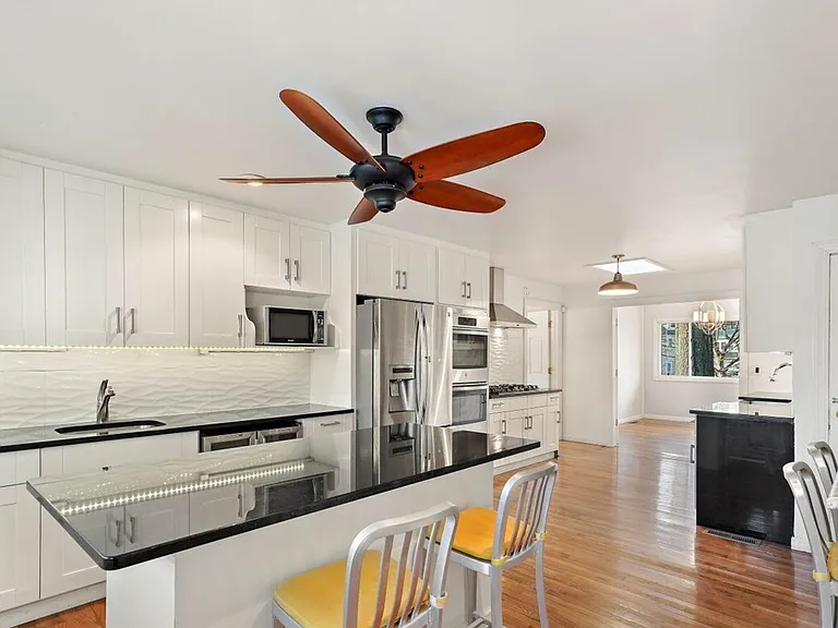 17 Circle Dr — Photo 8