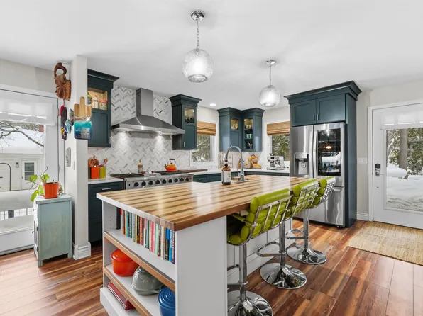 227 Monroe St, Traverse City, MI 49684