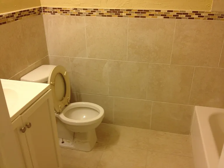 1631 NW 7th Ct — Photo 7
