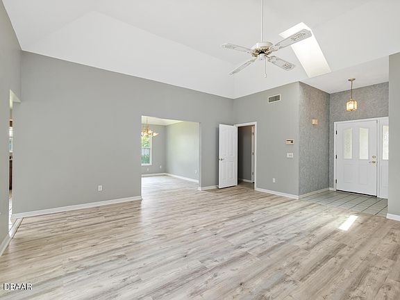 2nd image of 4581 Alder Dr