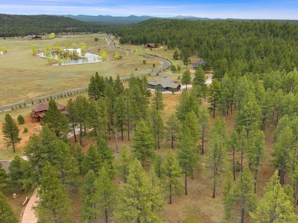 318 W AVA J Circle #30, Munds Park, AZ 86017