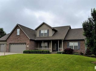 216 Karagen Cir, Metamora, IL