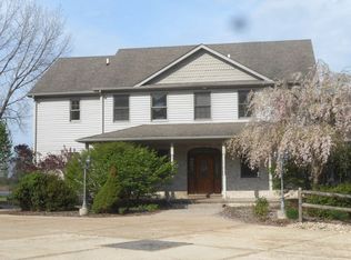 34740 S Center St, Braidwood, IL 60408