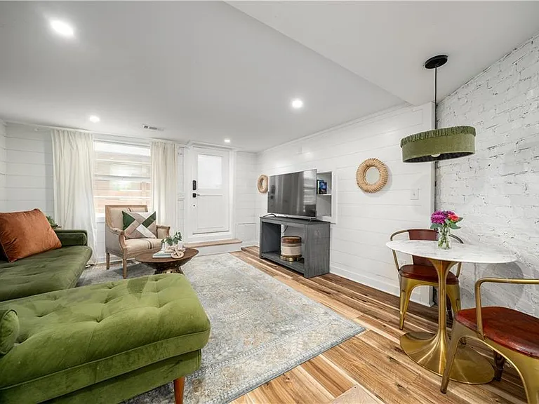 799 Charles Allen Dr NE #4 — Photo 12