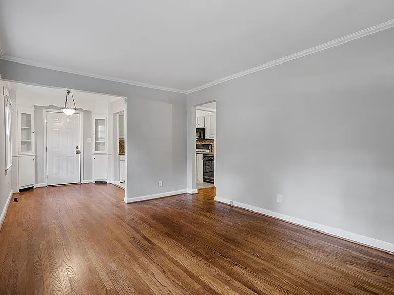 2111 Tudor Pl — Photo 25
