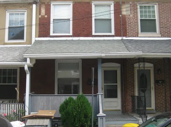939 Sargent Ave, Bryn Mawr, PA 19010