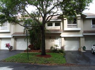 2082 Discovery Cir E, Deerfield Beach, FL 33442