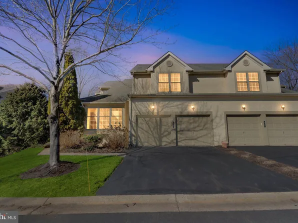482 Red Oak Dr, Elkins Park, PA 19027