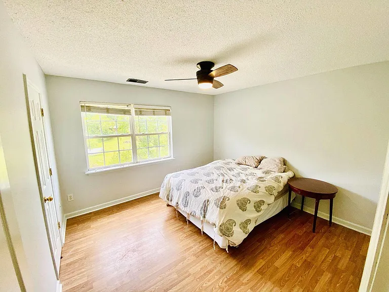 512 Joseph St #A — Photo 9