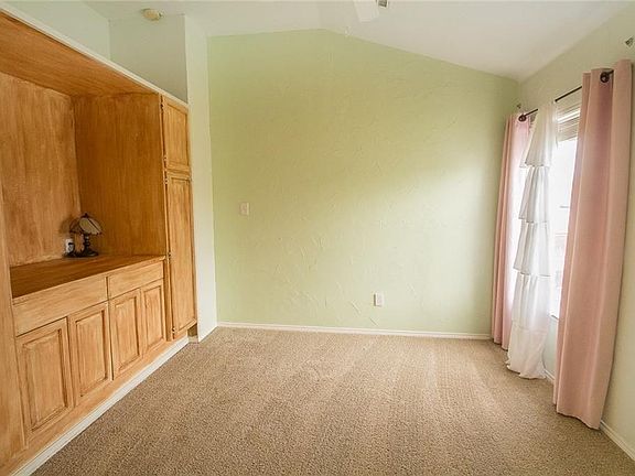 2nd image of 9208 Popes Creek Ct