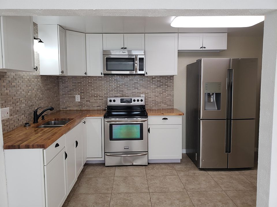 1st image of 11543 E Lexington Ave APT 2