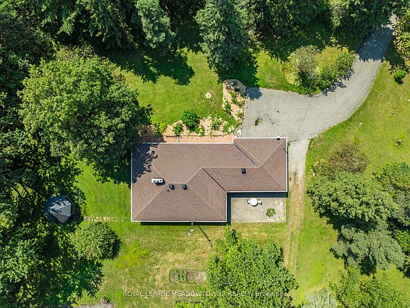 4th image of 16703 Mississauga Rd E