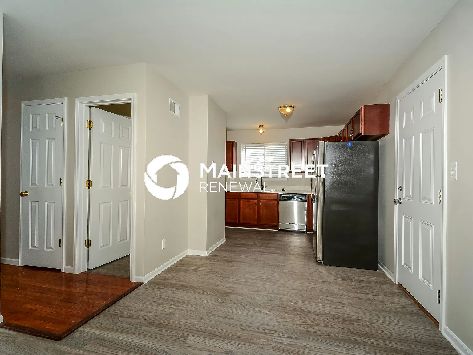 5370 Vernon Ave — Photo 4
