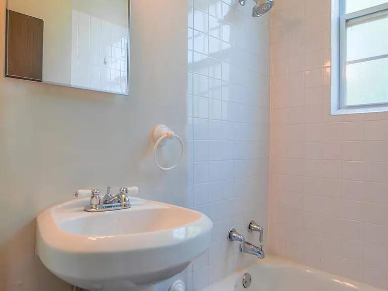678 Somerset Ter NE #1 — Photo 12