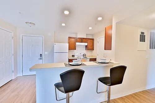 Woodfield Commons Photo 1
