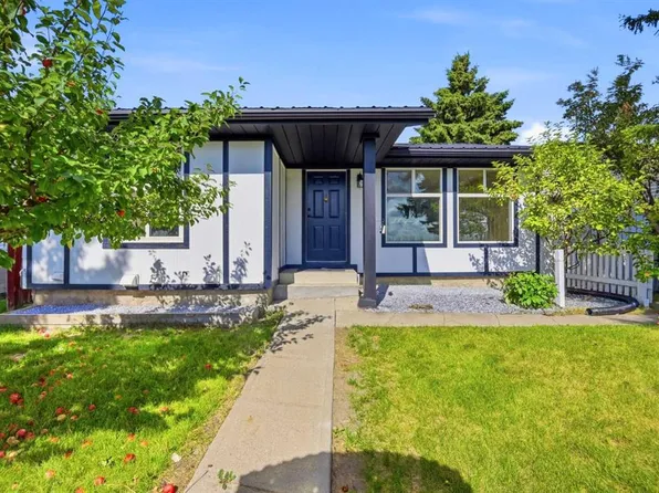 219 SE Falwood Way NE, Calgary, AB T3J 1A9