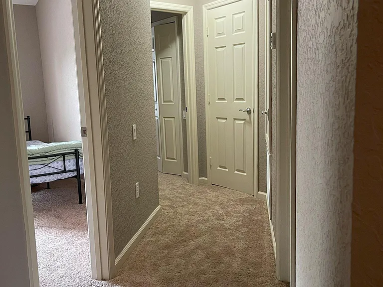 2451 Stockton Dr — Photo 21