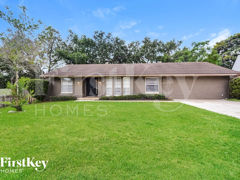 2207 Pipestone Ct