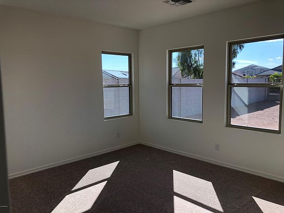 4th image of 37204 W Capri Ave