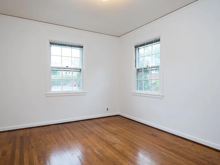 Sandycrest Terrace Apartments — Photo 34