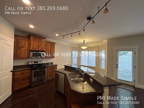 3rd image of 1855 E Evry Ct