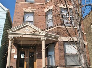 1742 W Addison St #1, Chicago, IL 60613