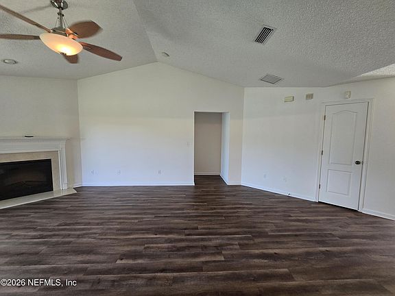 4th image of 6552 CRIMSON LEAF Lane