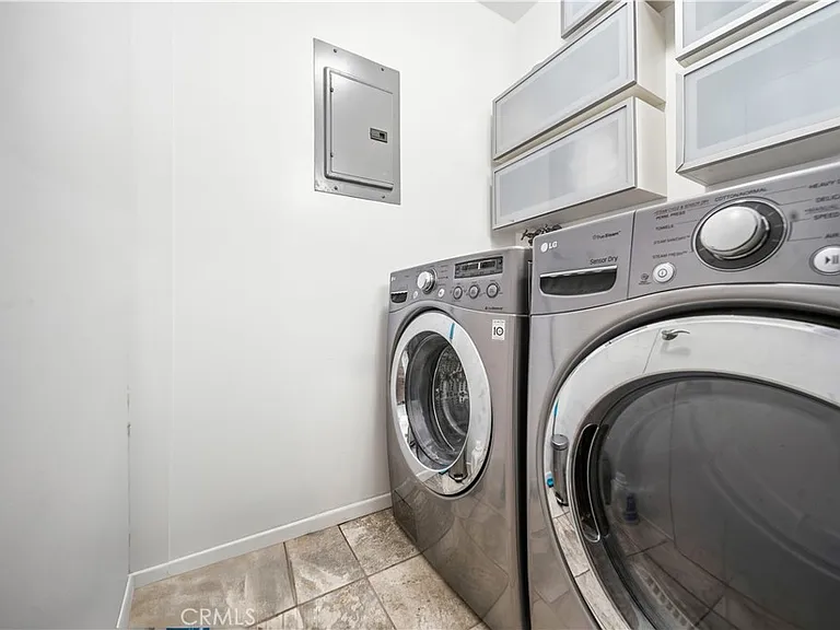 440 Marine Pl — Photo 42