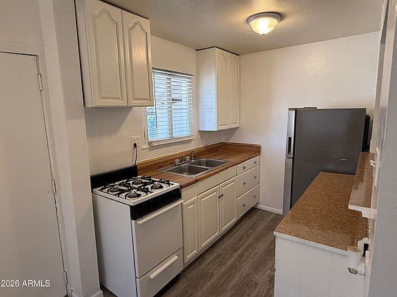 5th image of 2336 N 10th St