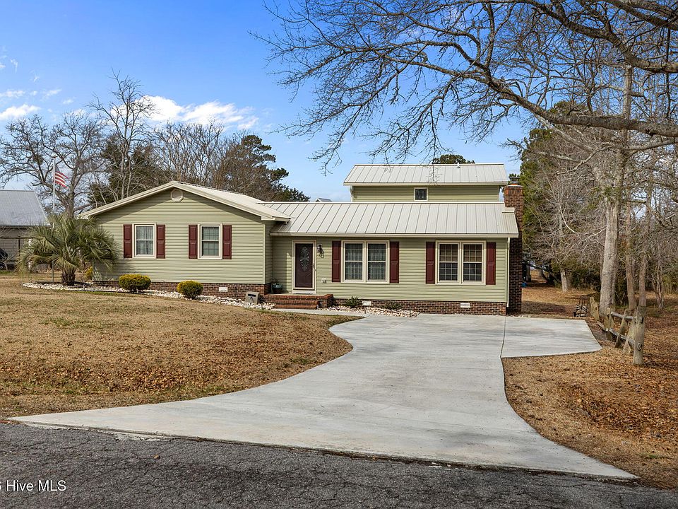 1st image of 19 Arrowhead Drive